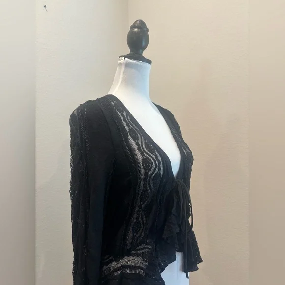 Peach V-Neck Tie-Strap Cardigan Long-Sleeved Chiffon Bell Sleeves Lace Top - Picture 3 of 7